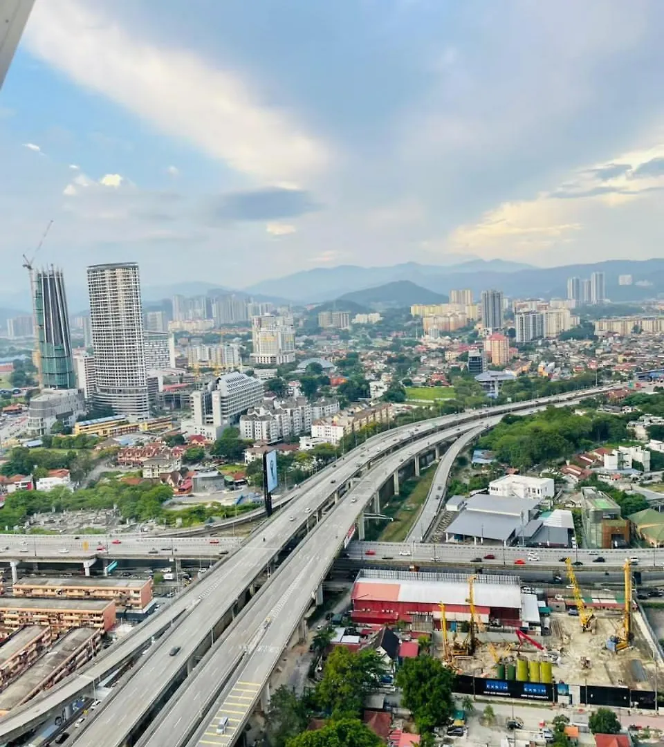 Scarletz Suites Klcc By Gc Luxury Suites Kuala Lumpur Appartement