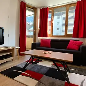 https://chamonix-confortable-f2-1-a-4-pers.hotels-rhonealpes.com