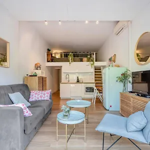 https://appartement-cosy-port-athena.fr-provencehotel.com