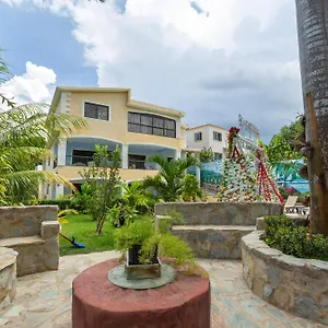 https://apartamentos-las-mercedes.greaterantilleshotels.net