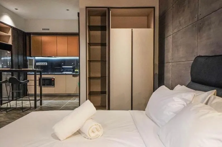아파트 Scarletz Suites Klcc By Gc Luxury Suites 쿠알라룸푸르