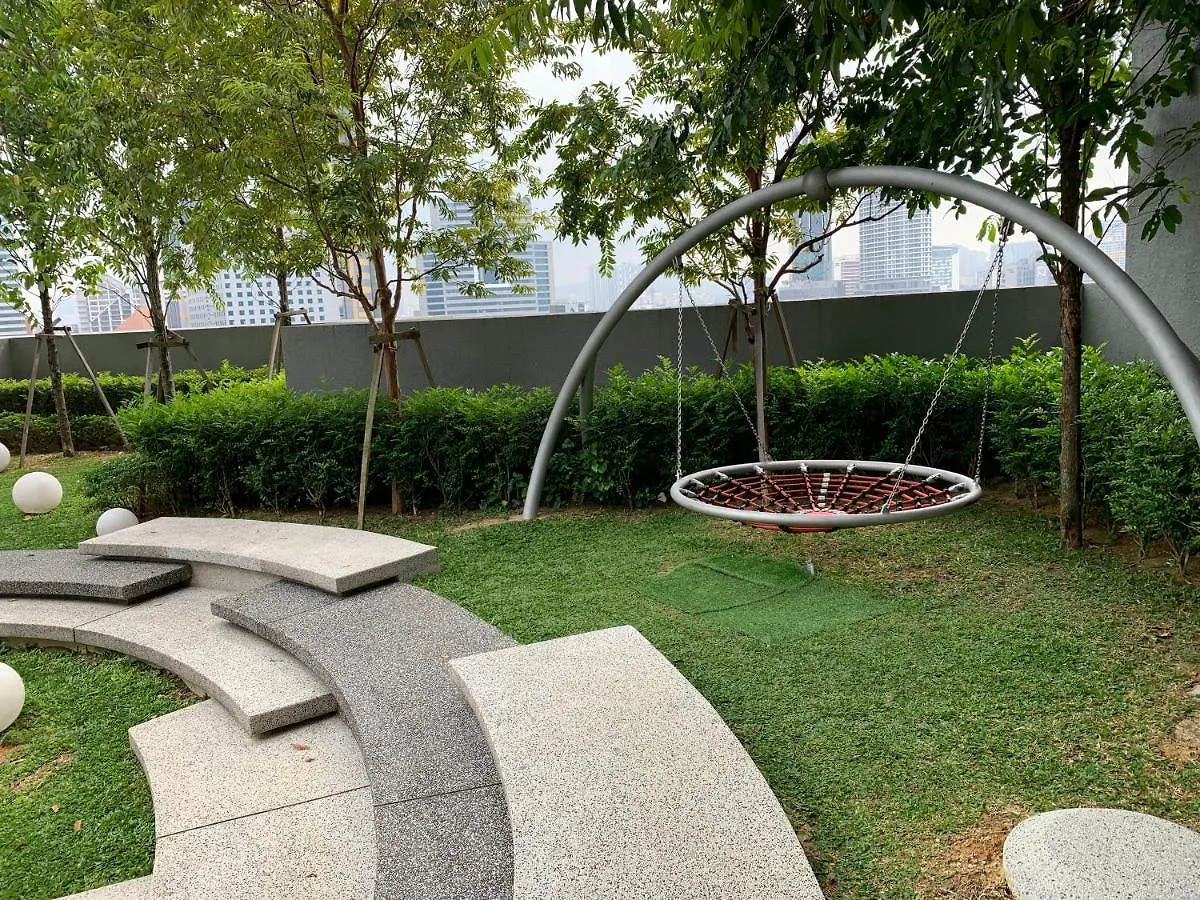 Scarletz Suites Klcc By Gc Luxury Suites Куала-Лумпур 0*,  Малайзия